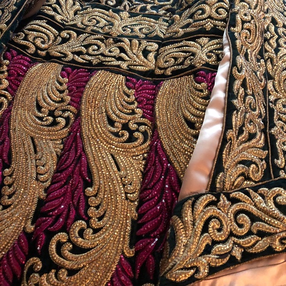 Thobe - Picture 2 of 4